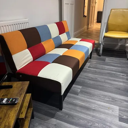 Holiday home 1 Bedroom - - Near Centre - Elland Road