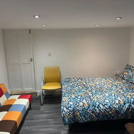 Holiday home 1 Bedroom - - Near Centre - Elland Road Leeds (West Yorkshire)